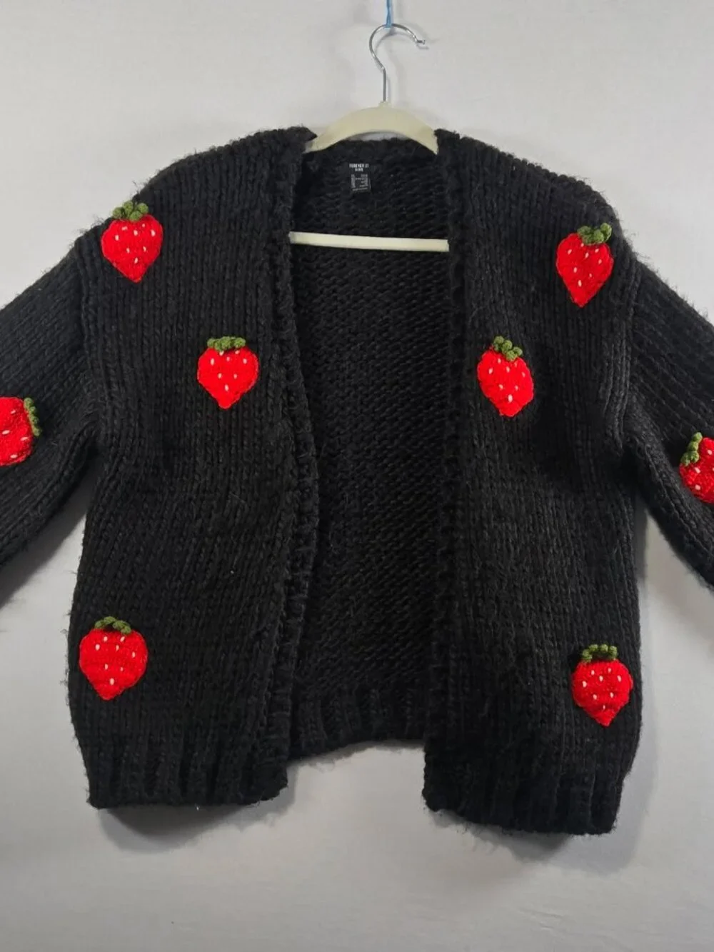 Forever 21 Kids Girls 13/14 Black Strawberry Chunky Knit Open Cardigan Sweater